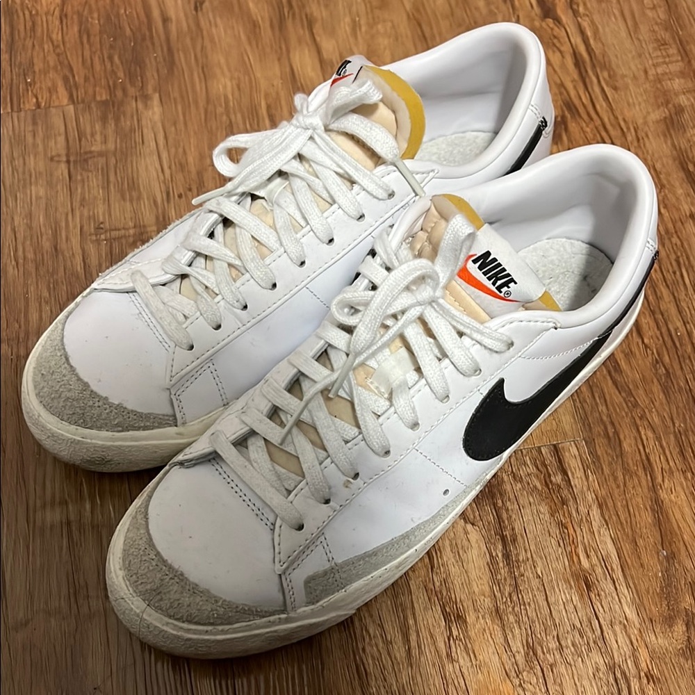 Nike Men's Blazer low 9.5
